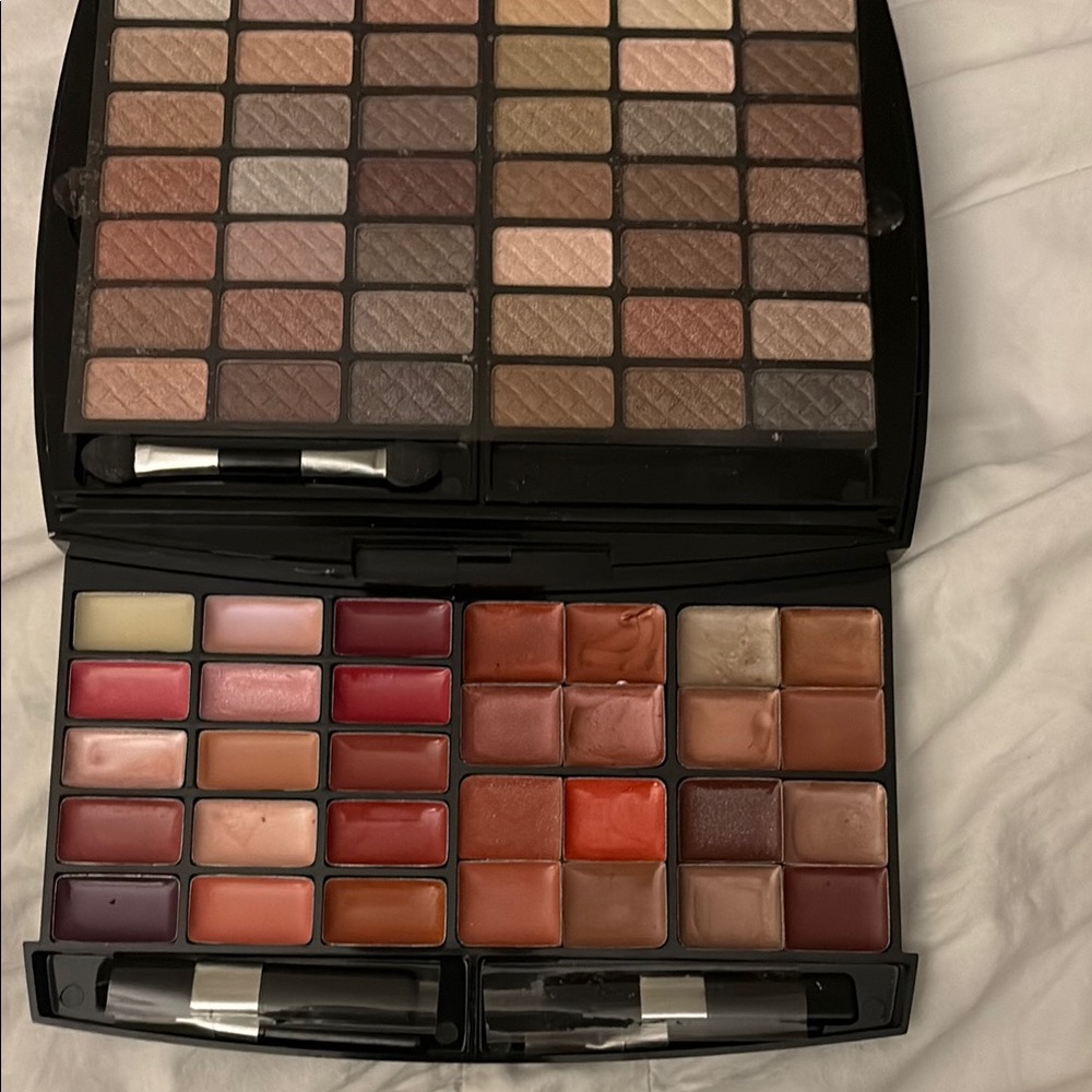 107pc Color Compact Professional Palette - Multicolor - Picture 5 of 5